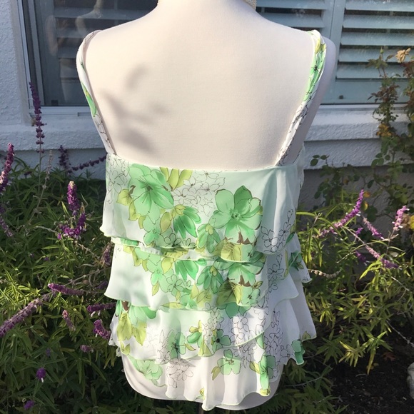 SIMPLY IRRESISTIBLE Ruffle Top EUC! - Picture 2 of 8